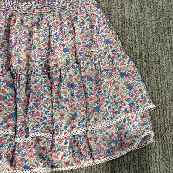 BB Dakota ruffle floral skirt lined mini - Picture 5 of 14
